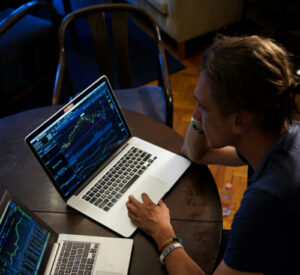 adam-nowakowski-D4LDw5eXhgg-unsplash